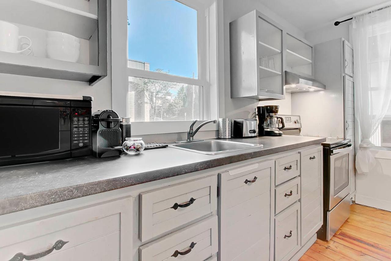 Les Appartements Du 790 Квебек Екстериор снимка